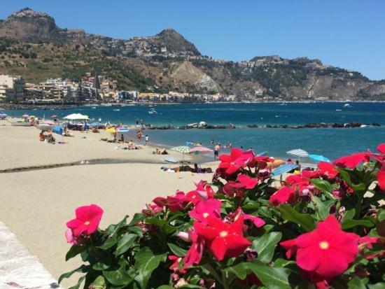 Casa Vacanze I Gabbiani Giardini Naxos Schiso Екстер'єр фото
